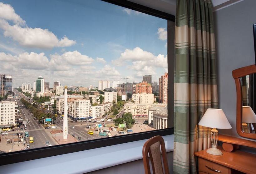 Люкс, Premier Hotel Lybid