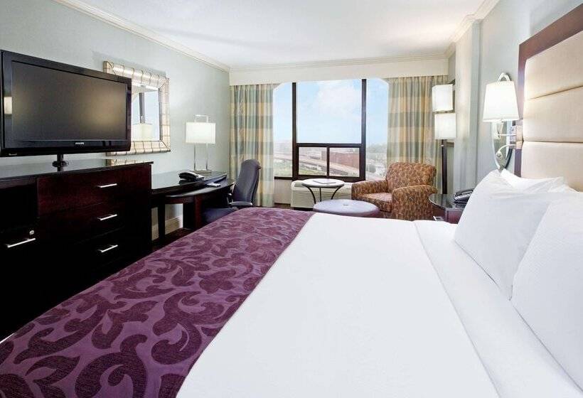 Номер Deluxe, Hilton Springfield