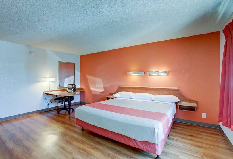 장애인을 위한 스탠다드 룸, Motel 6santa Ana, Ca  Irvine  Orange County Airport