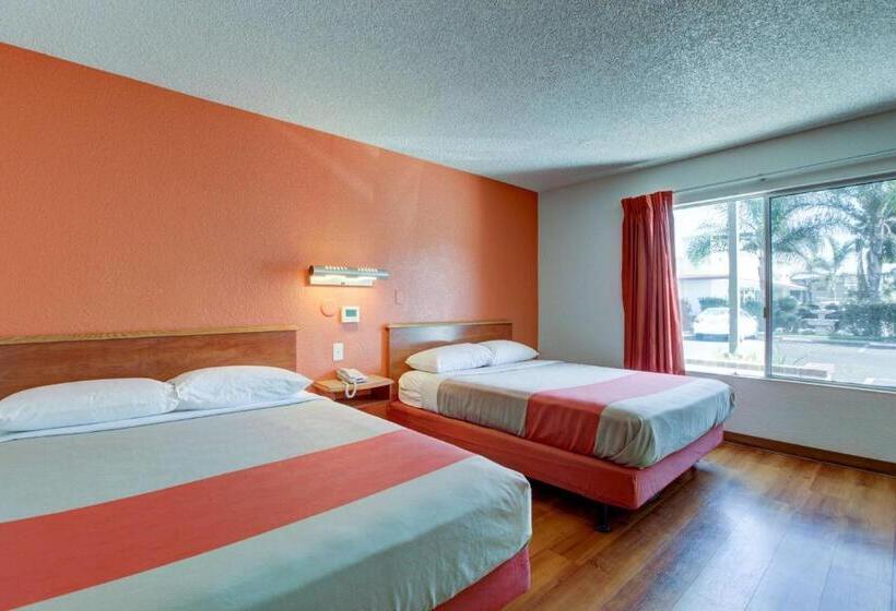 디럭스 룸, Motel 6santa Ana, Ca  Irvine  Orange County Airport