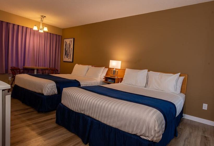 Номер Стандарт 2 Двуспальные Кровати, Ocean Crest Motel