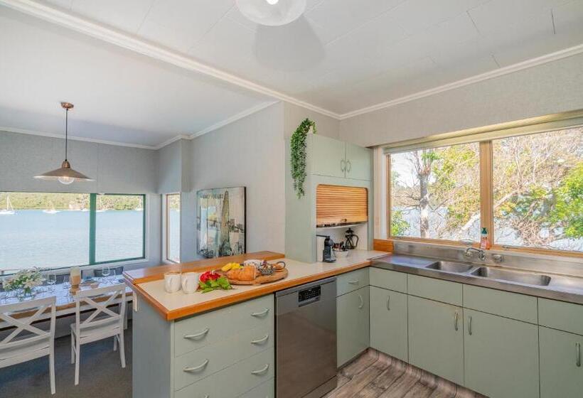 Апартаменты 1 Спальня Вид на Море, Oceans 88 Whitianga Coastal Suites