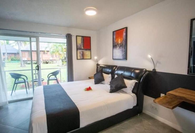 Номер Стандарт Вид на Сад, Club Fiji Resort