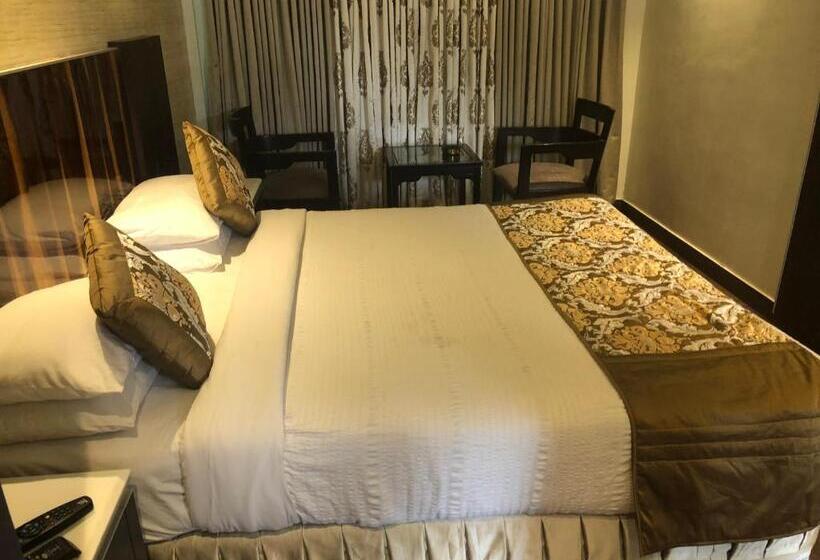 اتاق استاندارد, Holiday Resort
