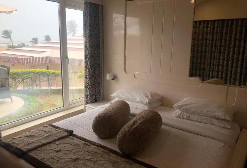 سوئیت پرزیدنت, Holiday Resort