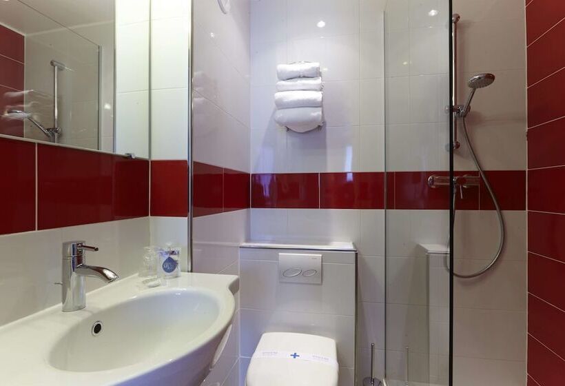 اتاق استاندارد, Kyriad Paris 10   Canal Saint Martin   République