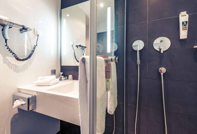 Полулюкс, Hôtel Mercure Grenoble Centre Président