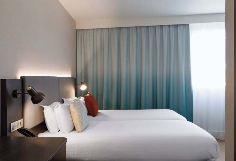 스탠다드 룸, Holiday Inn Toulon City Centre, An Ihg