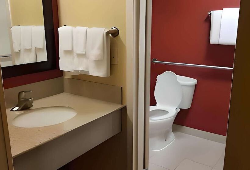 スイート, Comfort Inn & Suites
