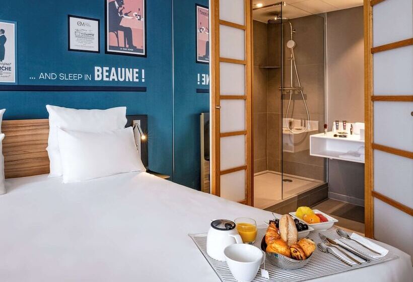 Номер Классика Двуспальная Кровать, Novotel Beaune