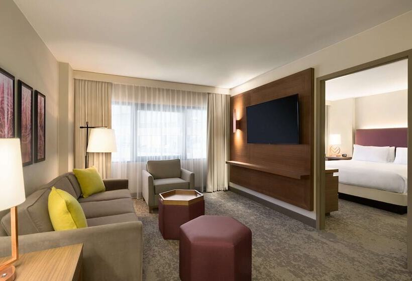 Люкс, Embassy Suites By Hilton Phoenix Downtown North