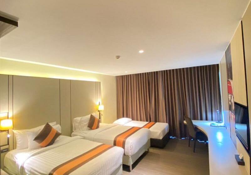 Люкс Адаптированный для Инвалидов, Embassy Suites By Hilton Phoenix Downtown North