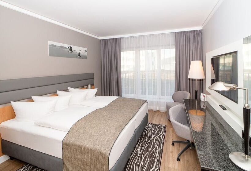 Номер Стандарт, Holiday Inn Berlin Airport   Conference Centre, An Ihg