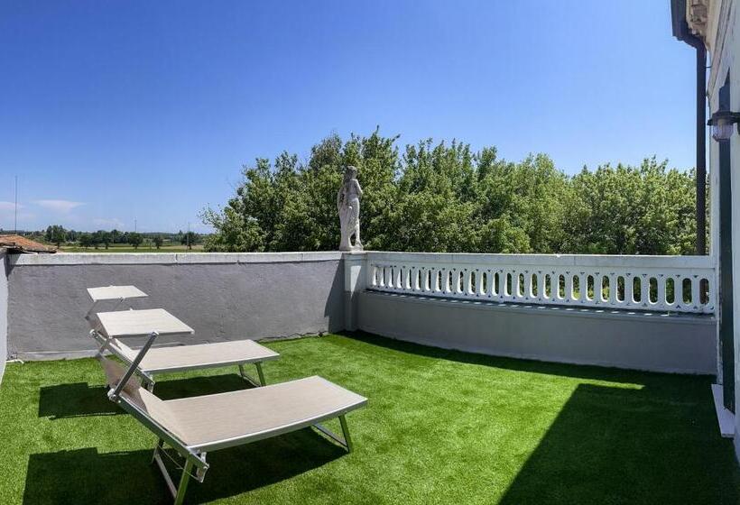 キングサイズベッドのデラックスルーム, Villa Braida