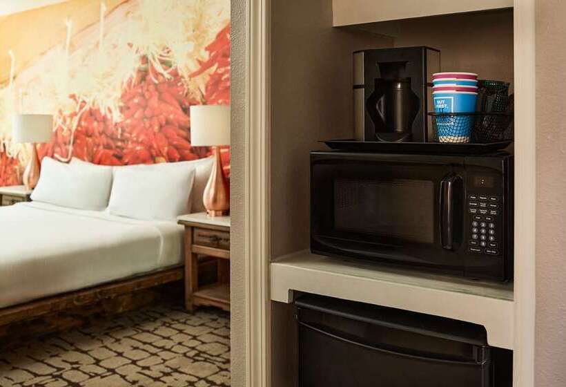 سوئیت با تخت بزرگ, Virgin Hotels Las Vegas By Suiteness