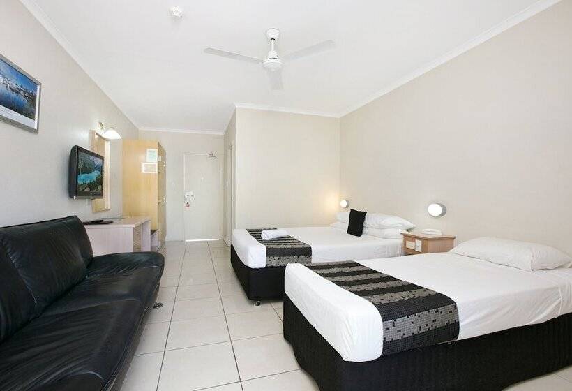 Номер Стандарт с Балконом, Cairns City Sheridan Motel