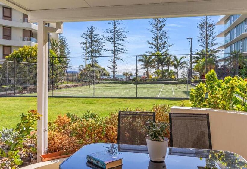 Апартаменты Superior 3 Спальни, Burleigh Beach Tower