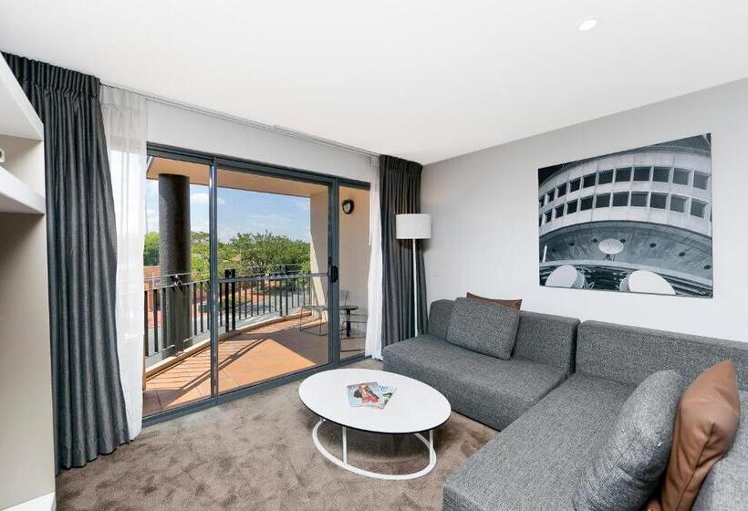 Апартаменты Ejecutiva 2 Спальни, Astra Apartments   The Griffin