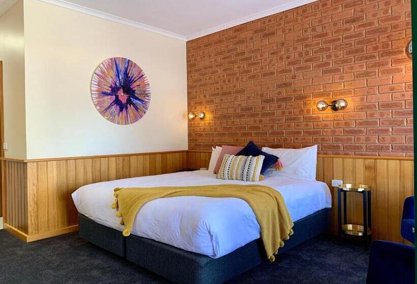 Люкс Повышенной Комфортности, Golden River Motor Inn