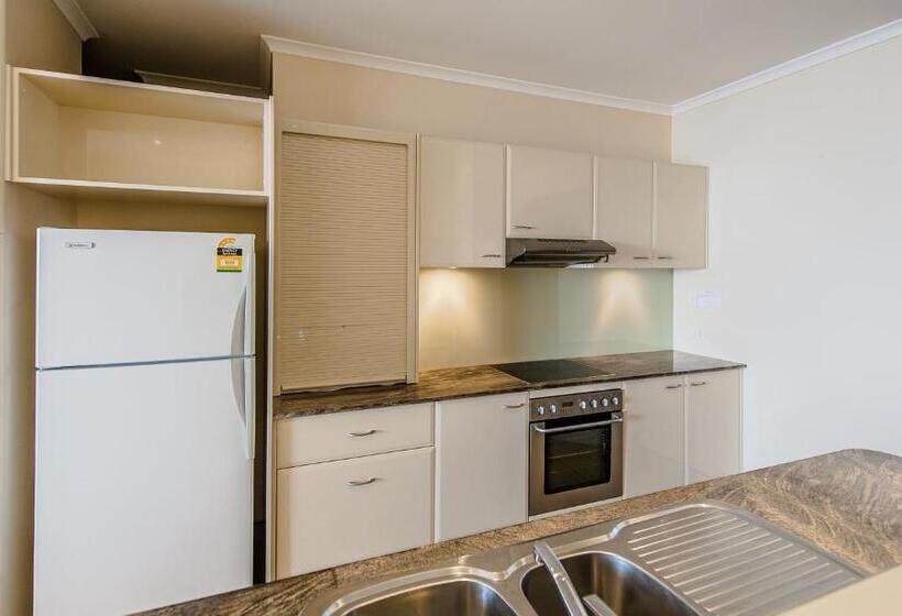 침실 2개 바다 전망 아파트, Sandcastle Apartments