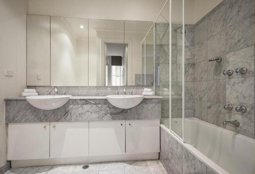 3 베드룸 이그제큐티브 아파트, Flinders Landing Apartments