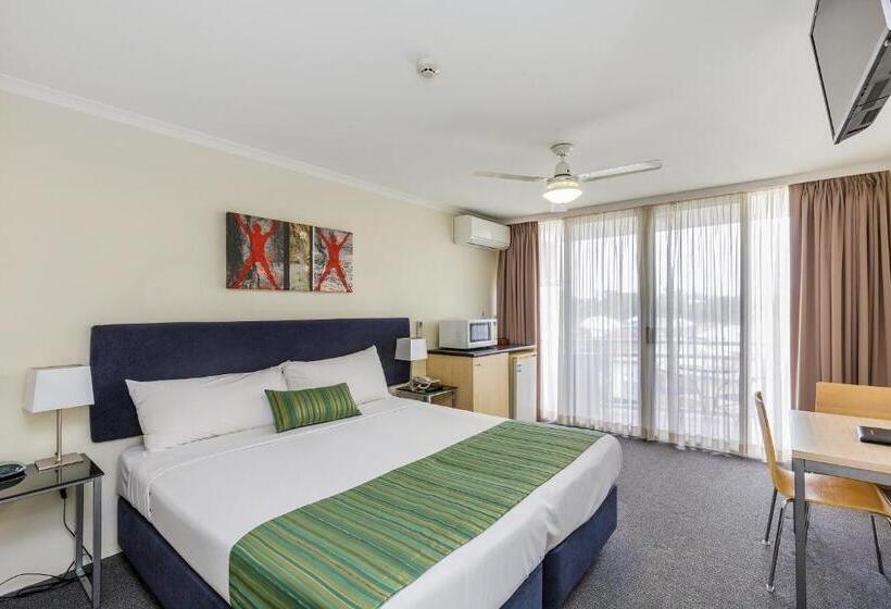 اتاق استاندارد با تخت بزرگ, The Wellington Apartment