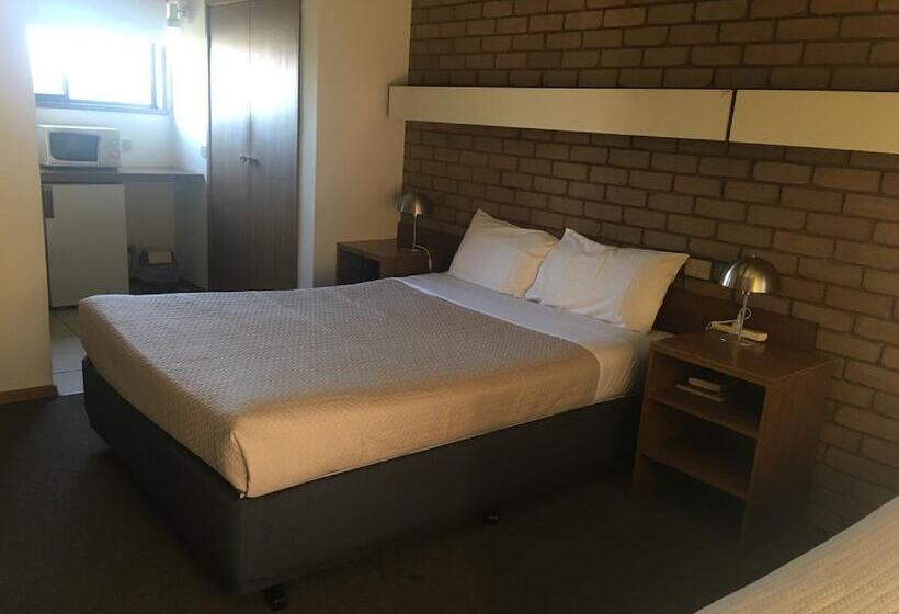스탠다드 룸, Shepparton Motor Inn Tudor House Motel
