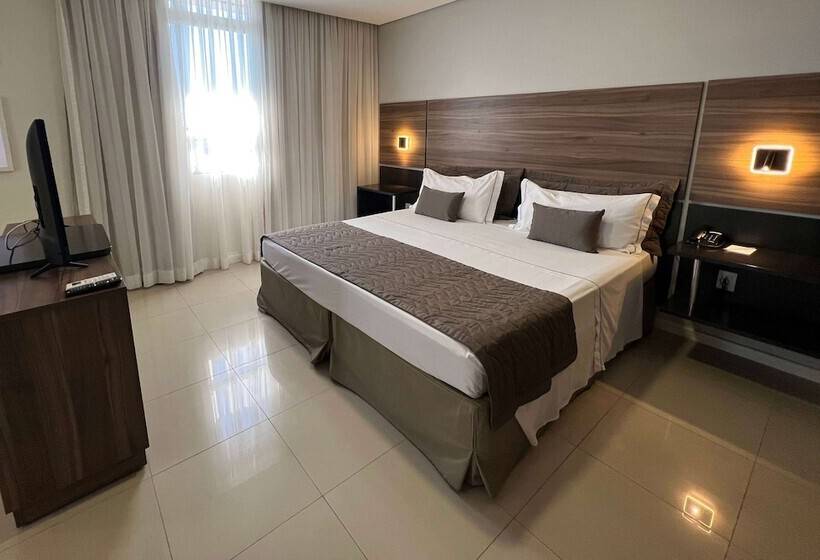 프리미엄 룸, Wyndham Golden Foz Suites