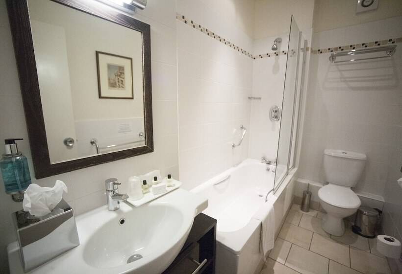 Номер Стандарт, Buckerell Lodge