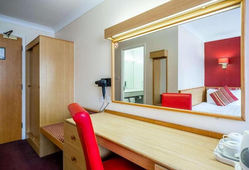 Номер Стандарт, Comfort Inn Arundel