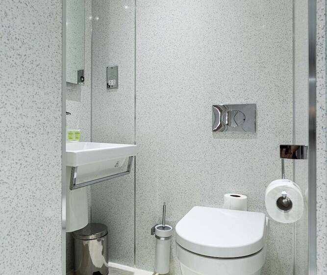 Номер Стандарт Трехместный, Lancaster Court