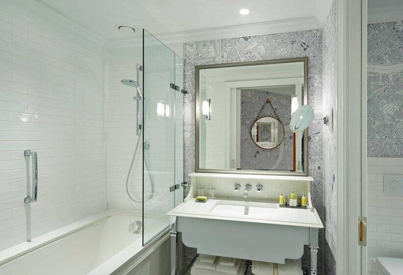 Номер Executive, London Marriott Hotel County Hall