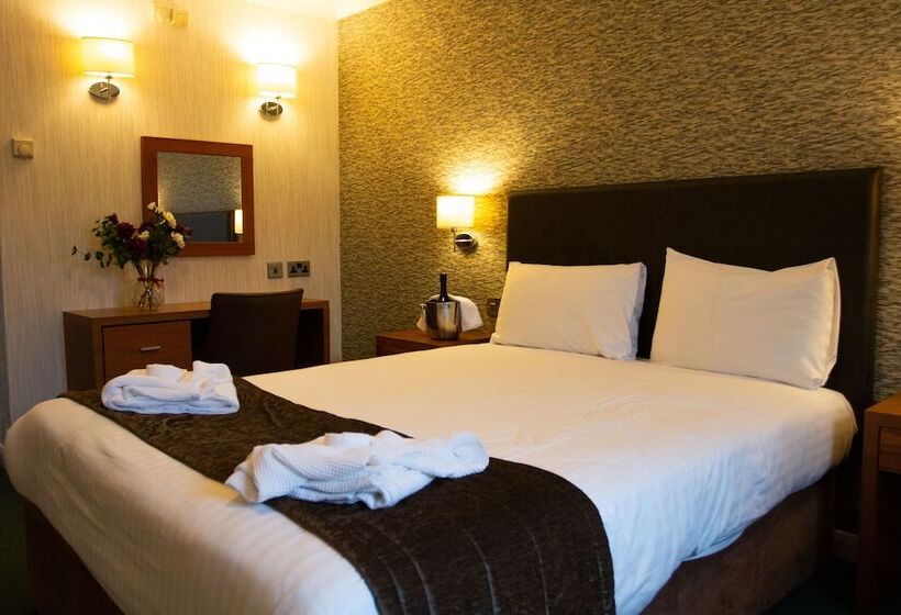 Номер Executive, Milford Hall Hotel   Newly Refurbished
