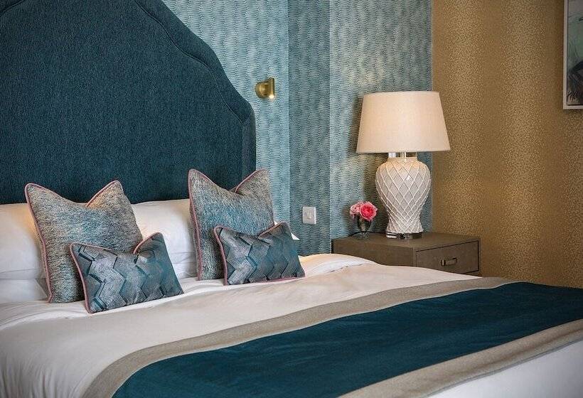 سوییت جونیور, Queens Hotel & Spa Bournemouth