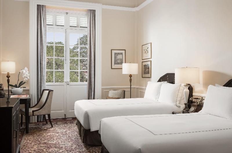 스탠다드 룸 풀장 전망, Raffles Hotel Le Royal