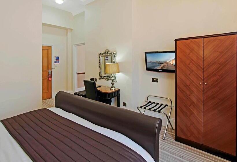 Номер Executive, The Royal Hotel Hull