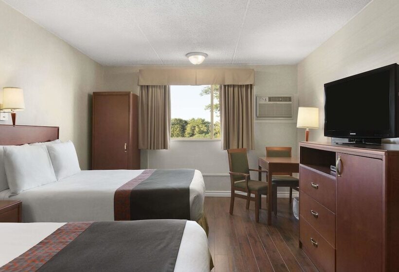 Номер Стандарт 2 Двуспальные Кровати, Days Inn By Wyndham Bridgewater Conference Center