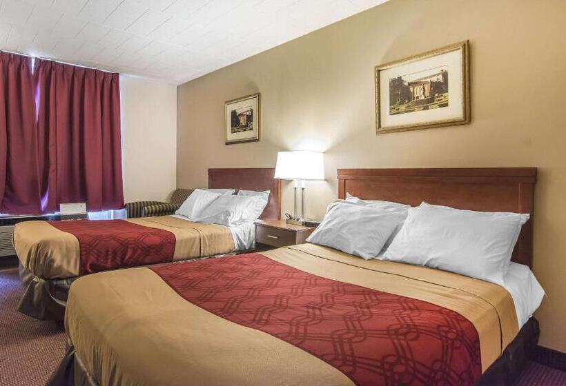 带2个双人床的标准工作室, Econo Lodge