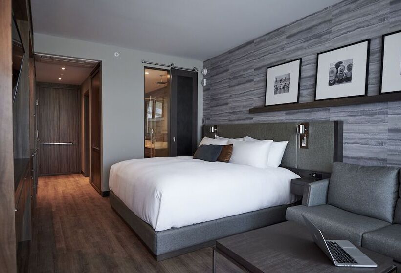 Family Suite, Entourage Surlelac