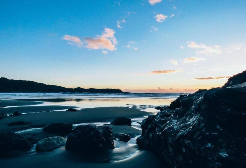 سوییت با چشم‌انداز دریا, Pacific Sands Beach Resort