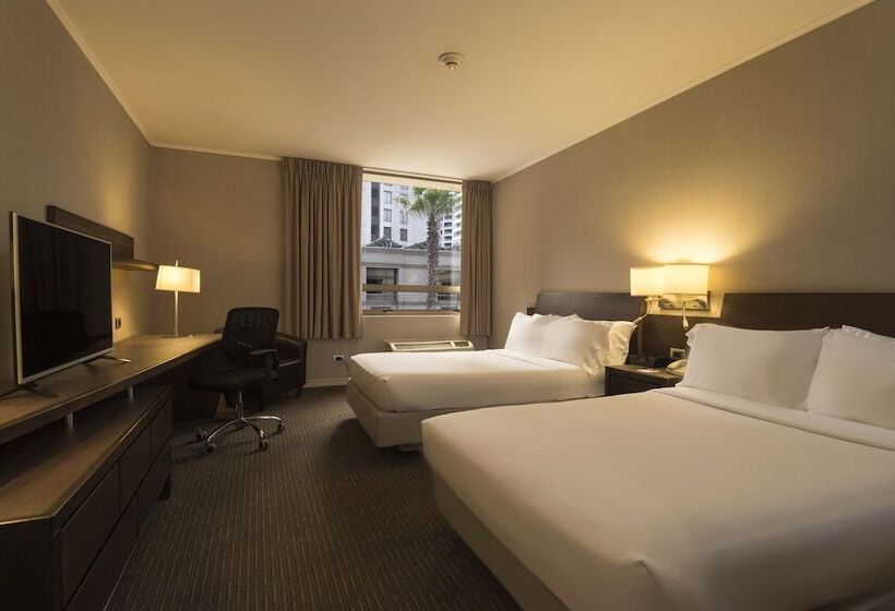 带2个双人床的标准工作室, Holiday Inn Express   Iquique, An Ihg