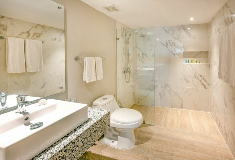 اتاق سوپریور, Coral Costa Caribe Beach Resort   All Inclusive