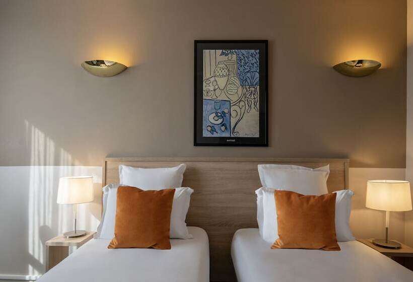 패밀리 룸, Amarante Cannes