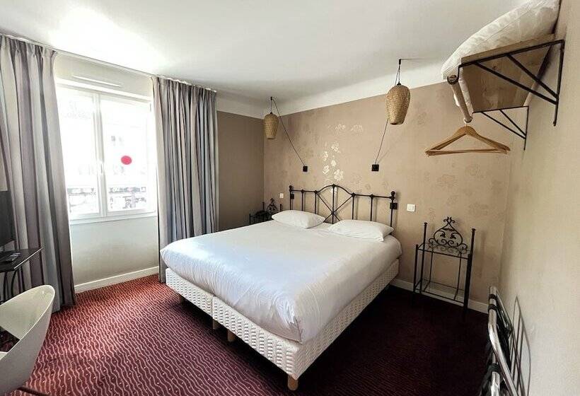 Семейный Номер, Grand Hôtel Niort Centre