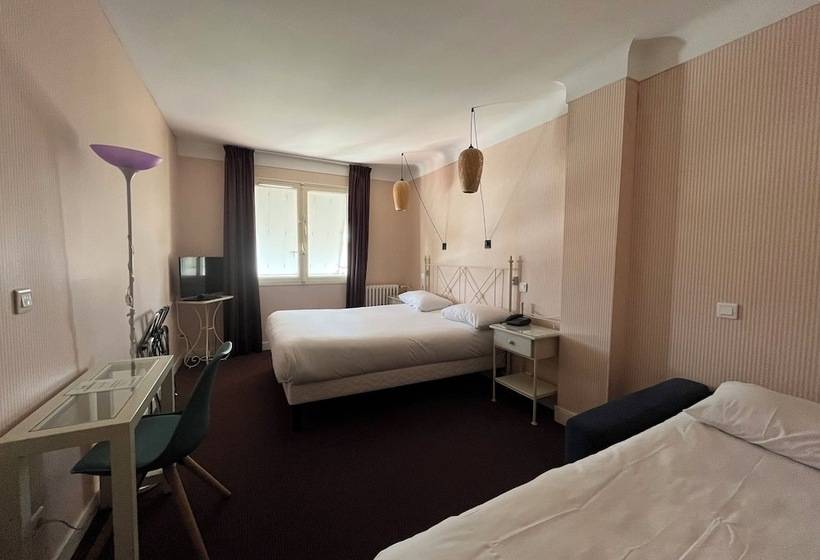 Семейный Номер, Grand Hôtel Niort Centre