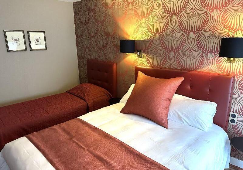 Номер Стандарт Трехместный, Churchill Hotel Bayeux Centre