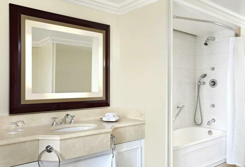 اتاق استاندارد با تخت بزرگ, The Westin Parisvendome
