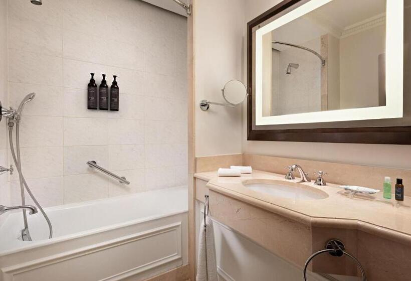 اتاق استاندارد با تخت بزرگ, The Westin Parisvendome