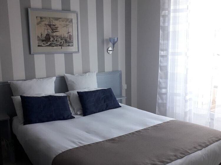 Номер Стандарт Боковой Вид на Море, Hôtel The Originals Miramar, Royan Pontaillac