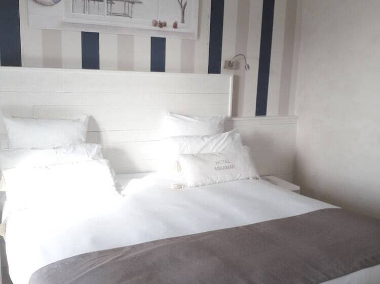 Трехместный Superior Вид на Море, Hôtel The Originals Miramar, Royan Pontaillac